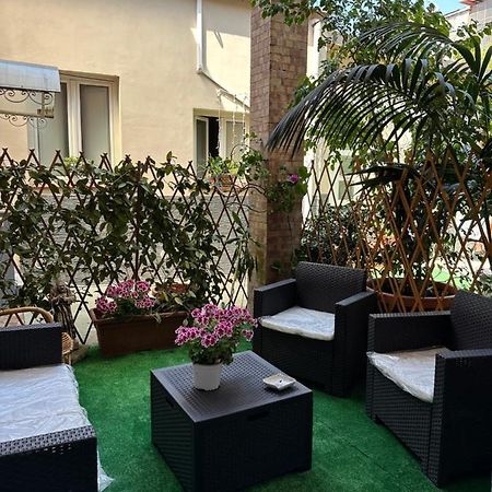 B&B Infinity Napoli Eksteriør billede